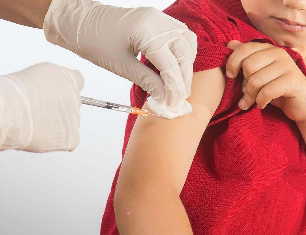А У НЕКИМ РАЗВИЈЕНИМ ЗЕМЉАМА ВАКЦИНЕ НИСУ ОБАВЕЗНЕ: Почиње дистрибуција ММР вакцина у Моравичком округу